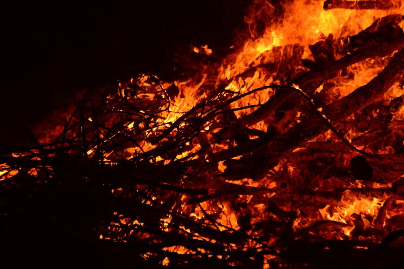 Abogado derecho penal incendio intencional Francia