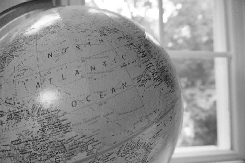 mejores abogados bilingües expertos en extradición de Francia 